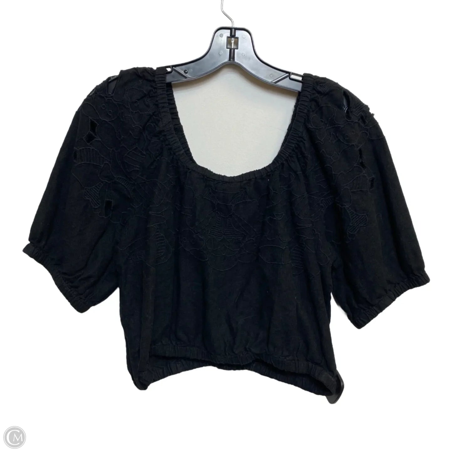 Top Short Sleeve By Universal Thread In Black, Size: S