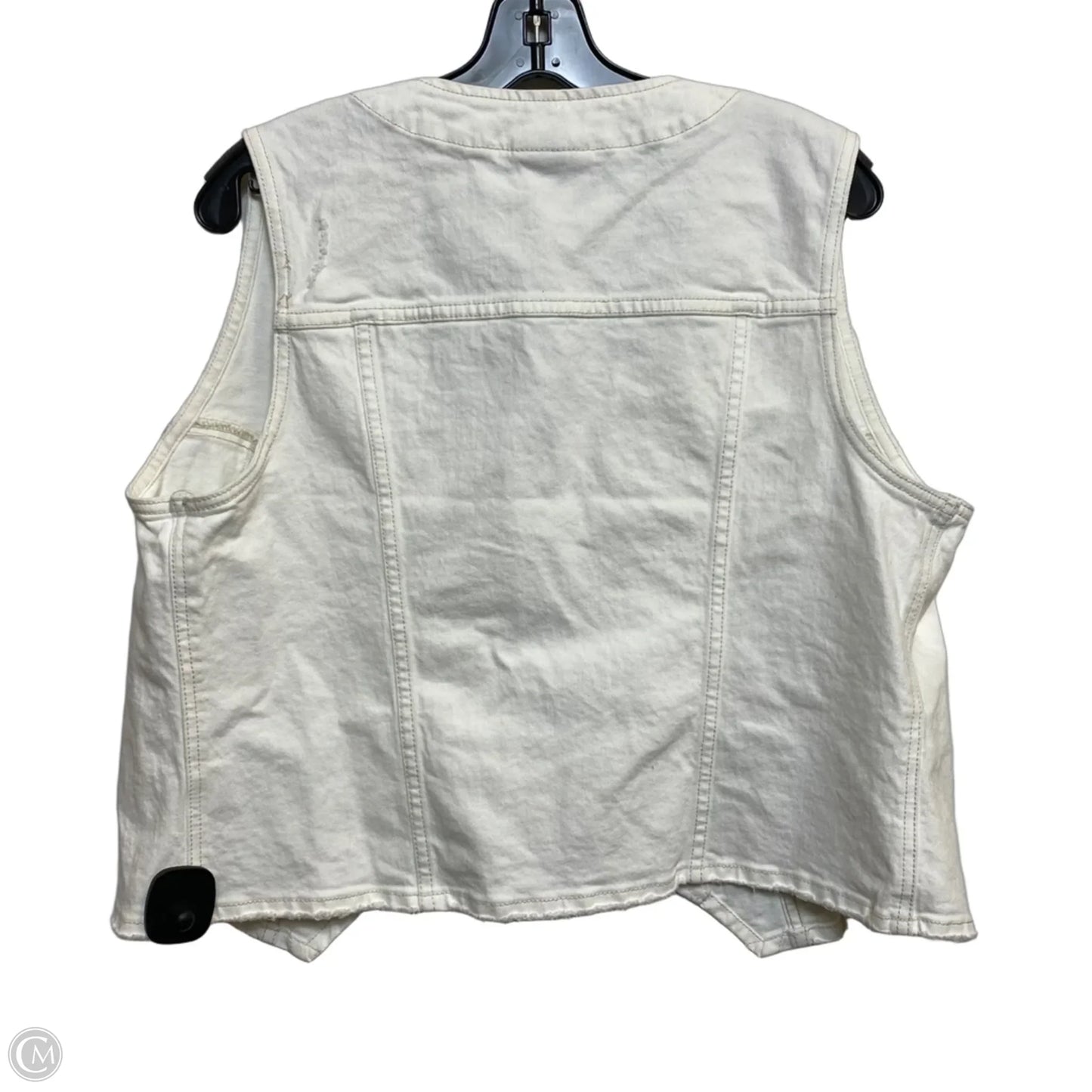 Top Sleeveless By Universal Thread In White, Size: L