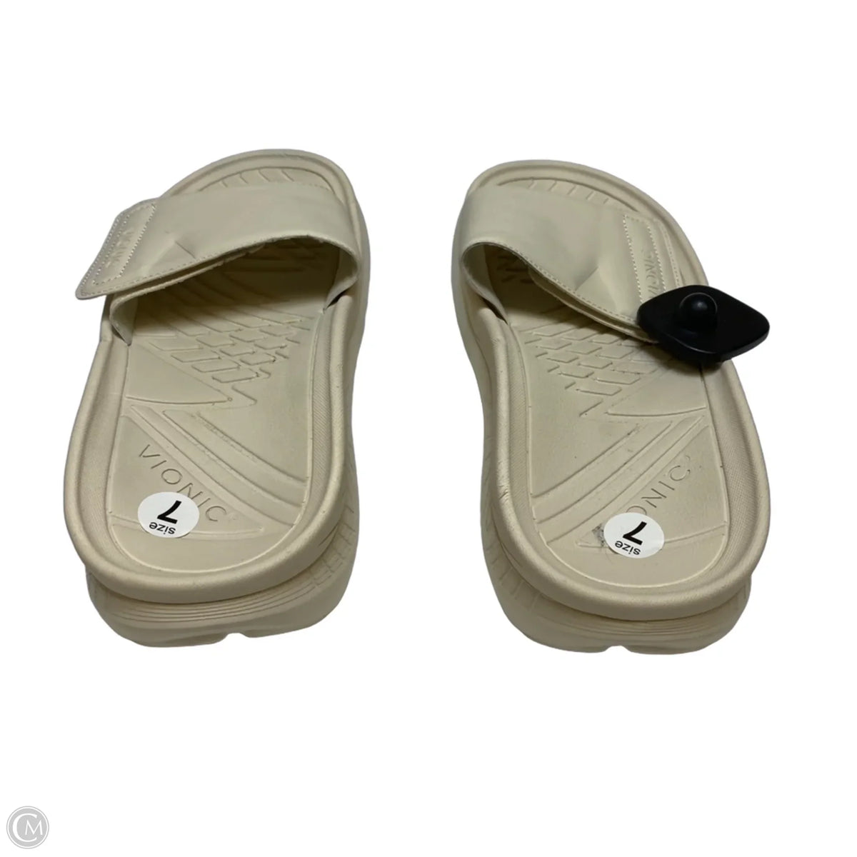 Sandals Flats By Vionic In Cream, Size: 7