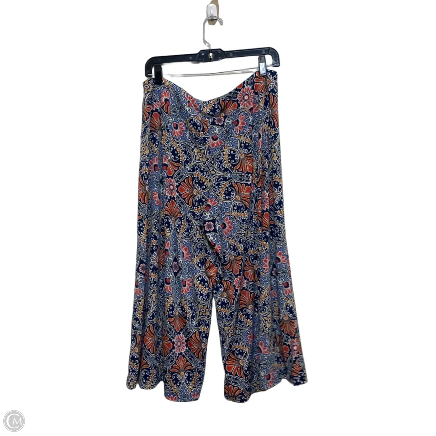 Pants Cropped By Cato In Blue & Red, Size: L