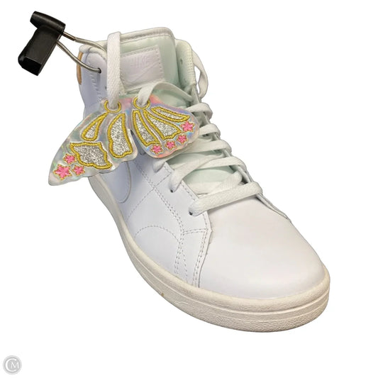 Shoes Sneakers By Nike In White, Size: 9