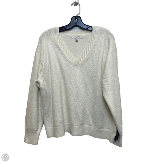 Sweater By Banana Republic In Cream, Size: Xl