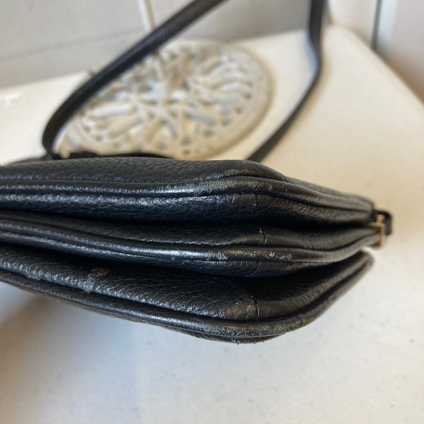 Crossbody Designer By Kate Spade In Black, Size:Medium