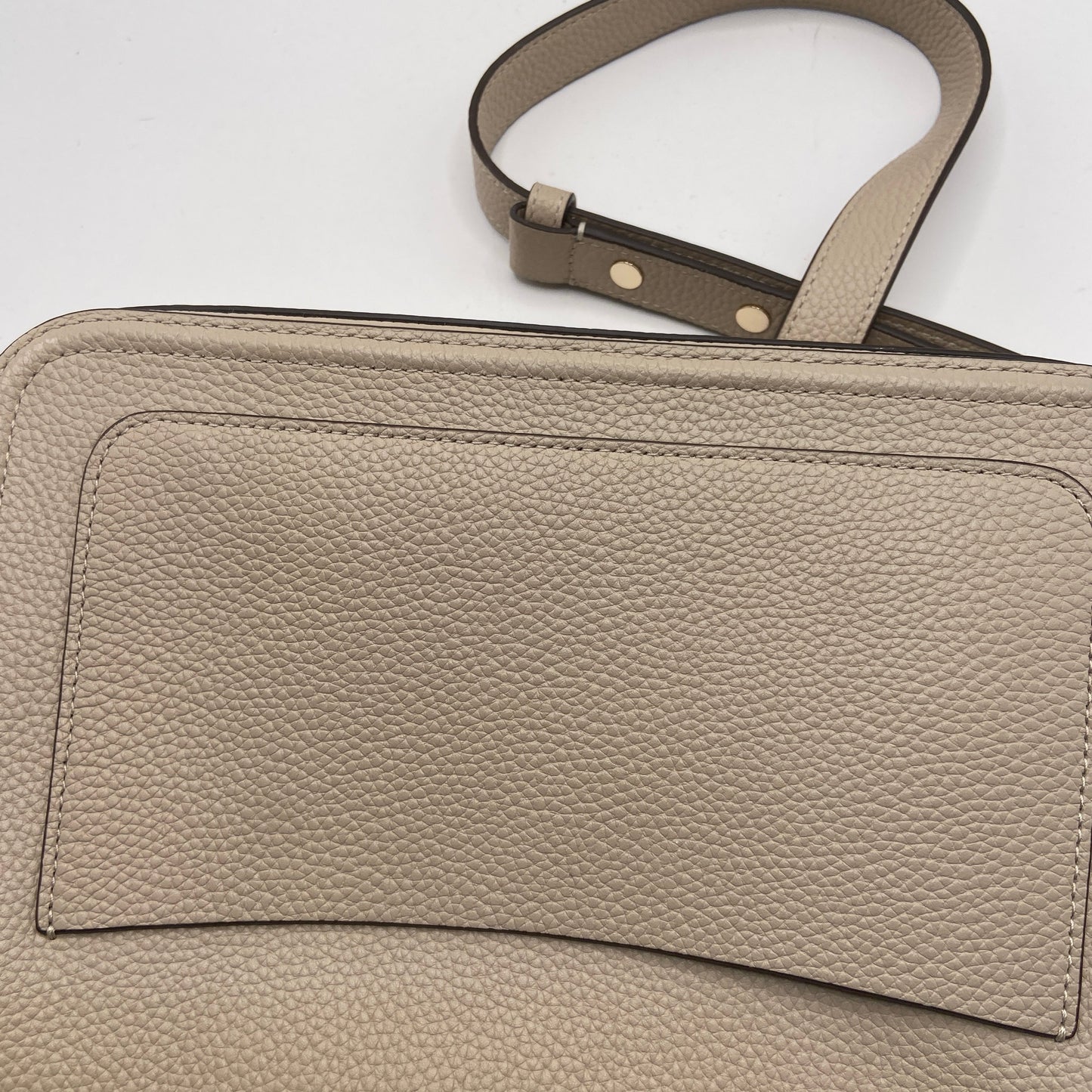 Crossbody Designer By Kate Spade, Size: Medium