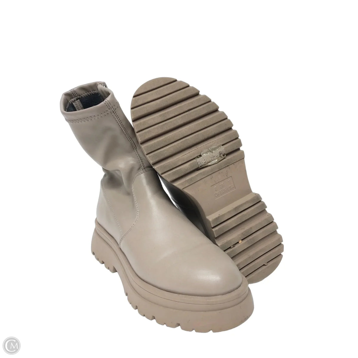 Boots Ankle Heels By Primark In Grey, Size: 7