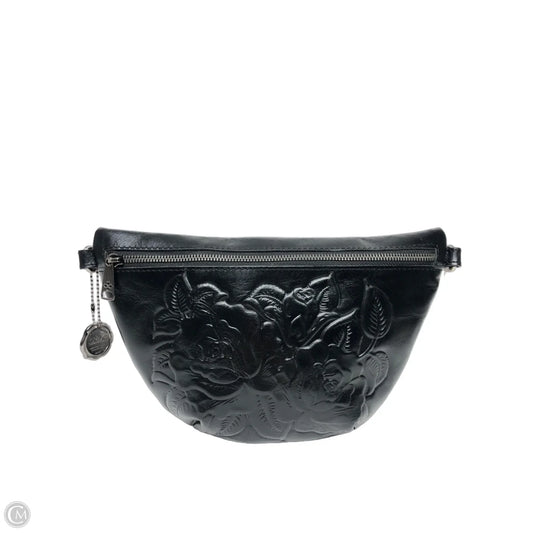 Crossbody Designer By Patricia Nash, Size: Medium