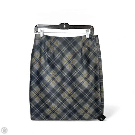 Skirt Mini & Short By Cabi In Plaid Pattern, Size: 6