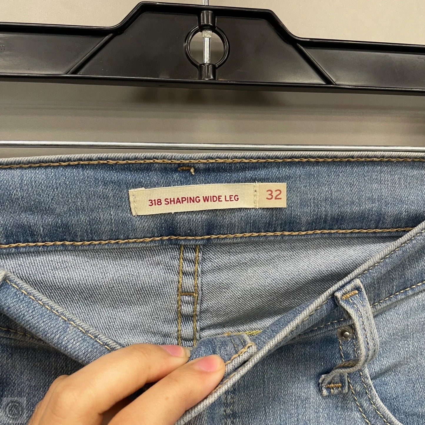 Jeans Wide Leg By Levis In Blue Denim, Size: 14