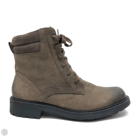Boots Combat By Clarks In Brown, Size: 9