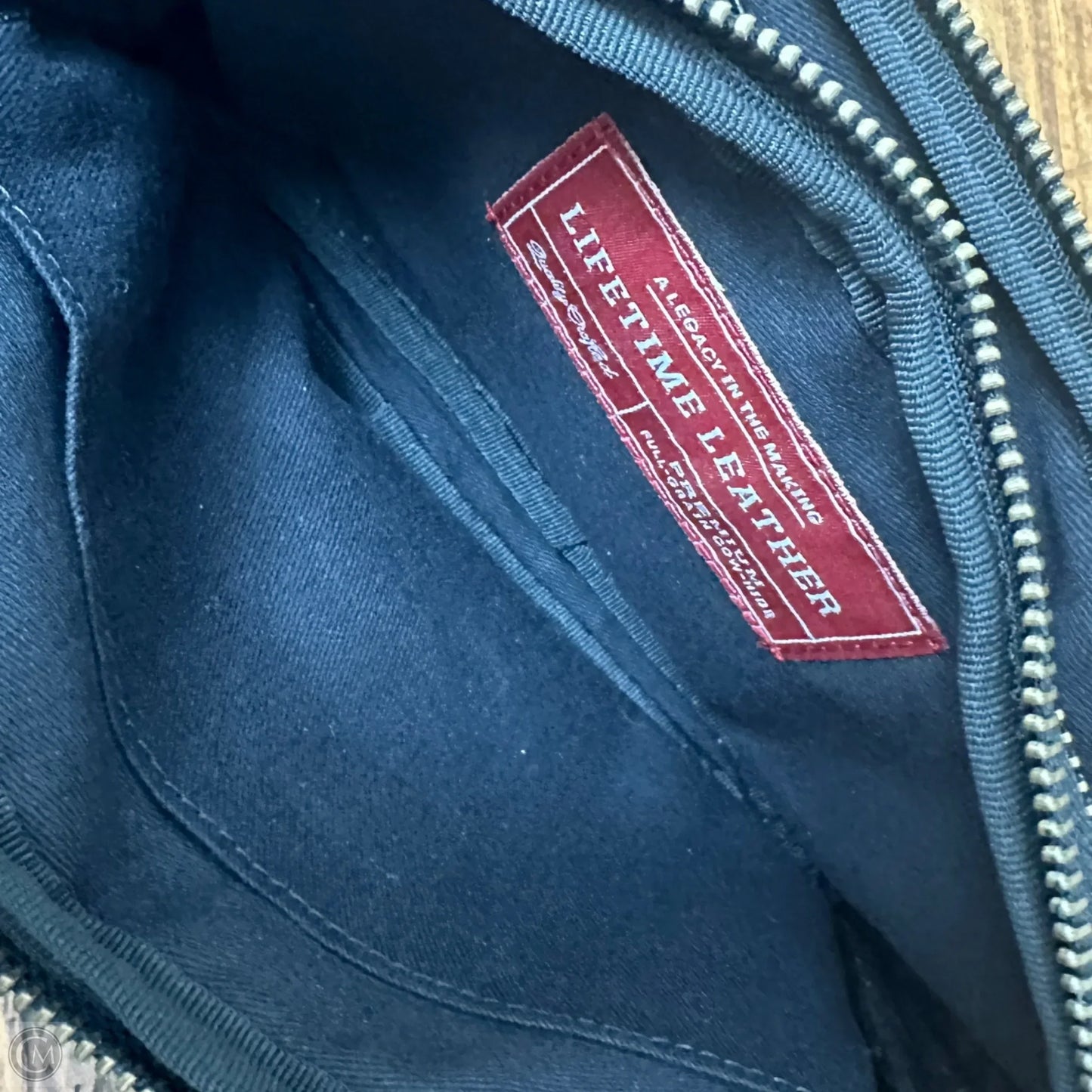 Crossbody Leather By Duluth Trading, Size: Small