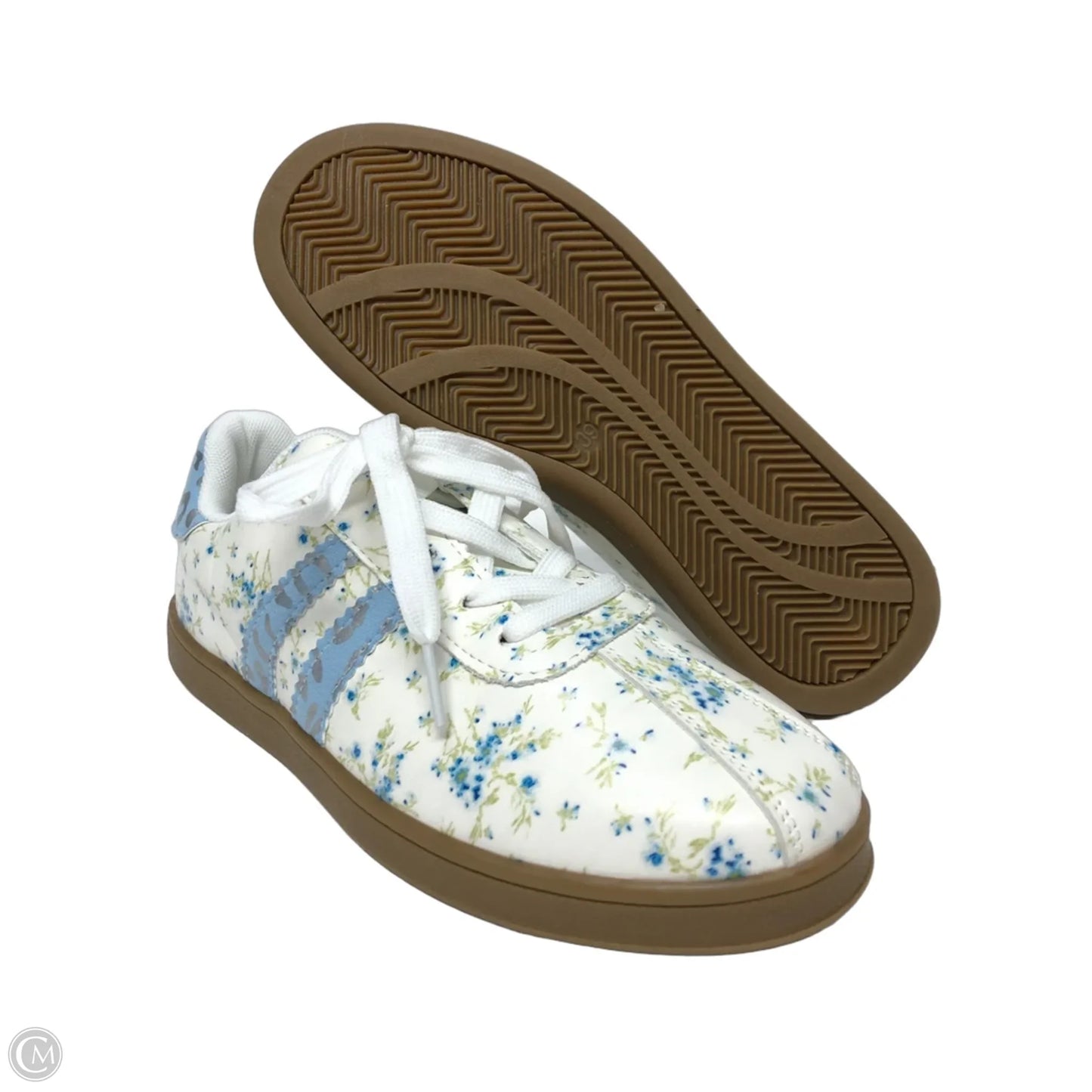 Shoes Sneakers By Cmf In Blue & White, Size: 8.5
