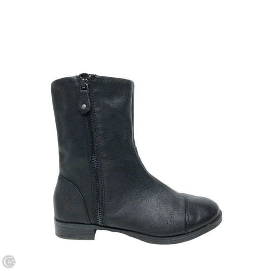 Boots Ankle Flats By Michelle D. In Black, Size: 6.5