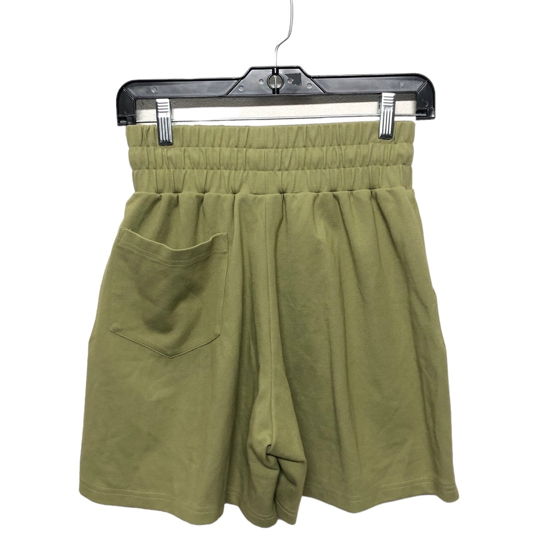 Green Shorts Clothes Mentor, Size S
