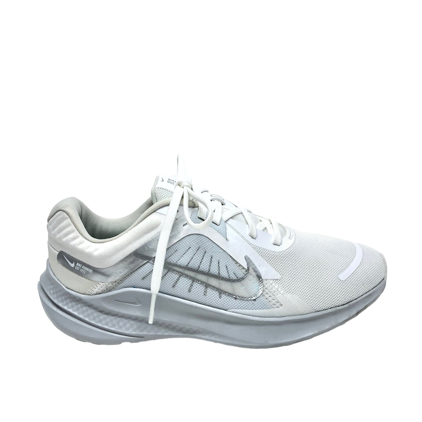 White Shoes Athletic Nike, Size 7