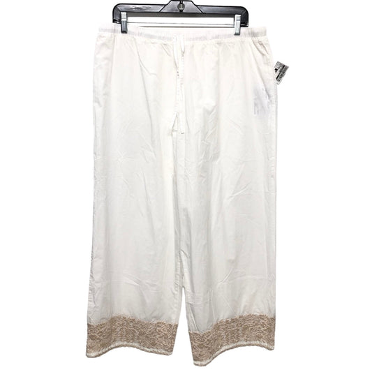 White Pants Cropped Clothes Mentor, Size L