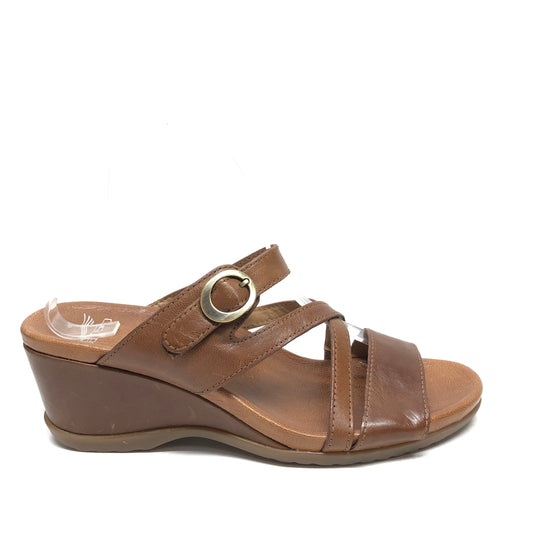 Sandals Heels Wedge By Dansko In Brown, Size: 8