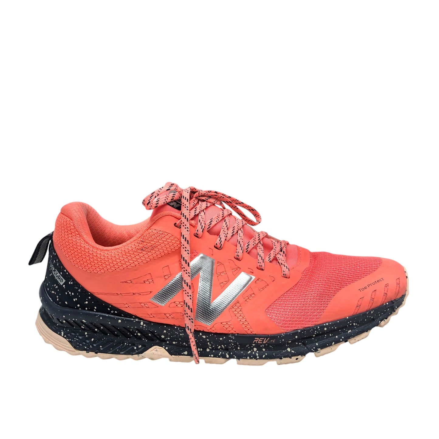 Shoes Athletic By New Balance In Coral, Size: 9