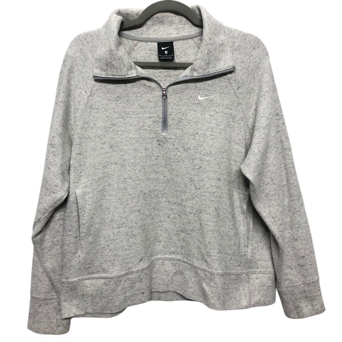 Athletic Top Long Sleeve Collar By Nike In Grey, Size: M