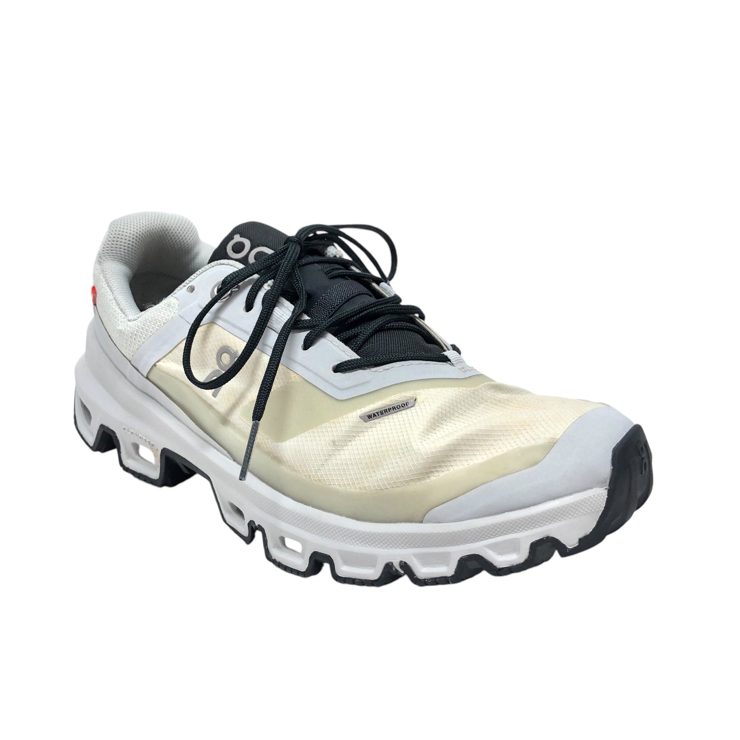 Shoes Athletic By On In Beige, Size: 7.5