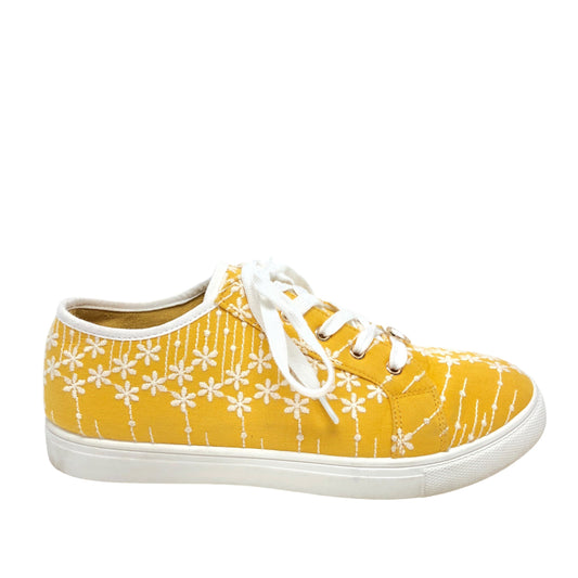 Shoes Sneakers By Cato In Yellow, Size: 9