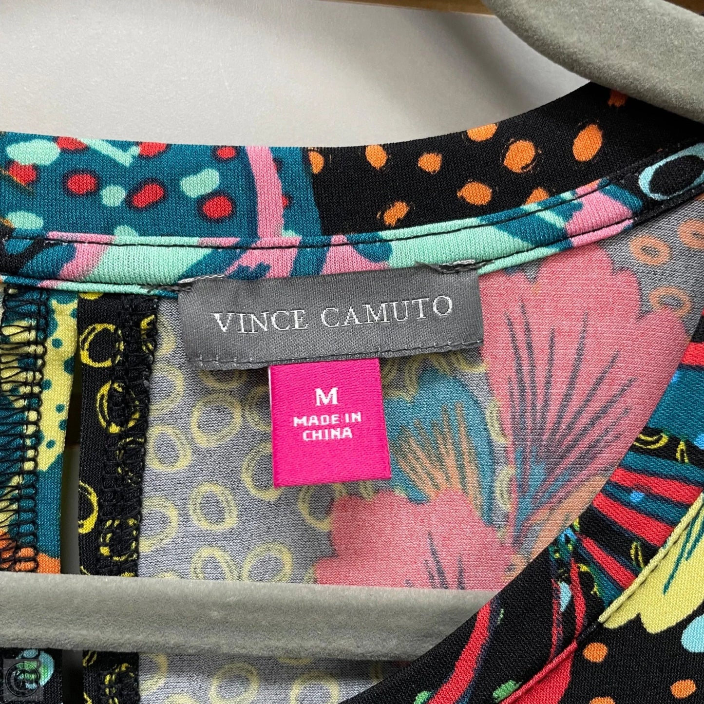 Top Sleeveless By Vince Camuto In Multi-colored, Size: M