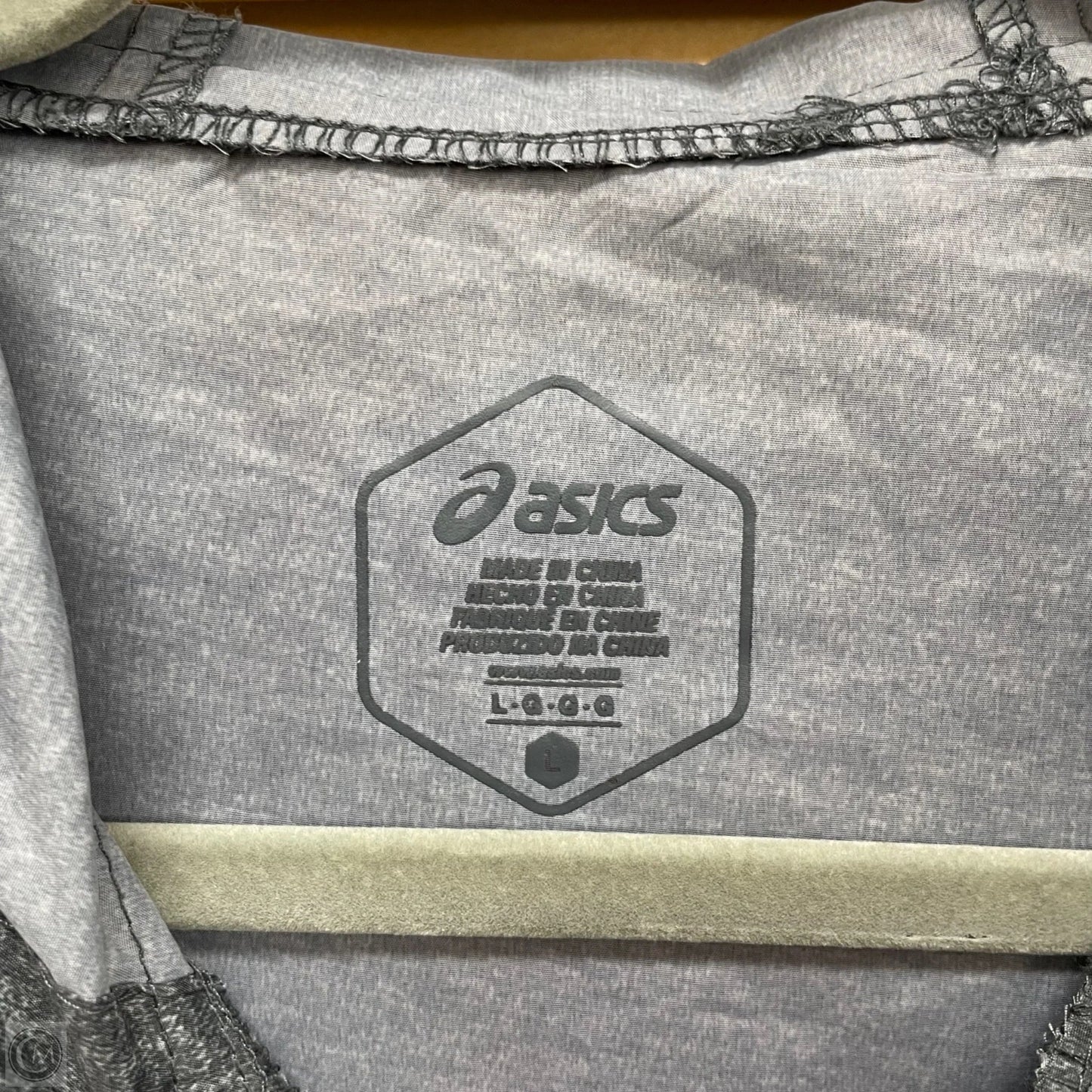 Jacket Windbreaker By Asics In Grey, Size: L