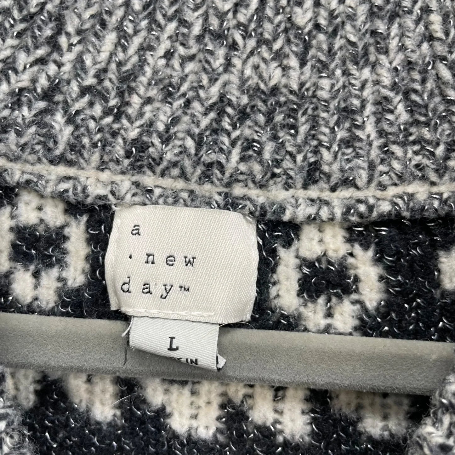 Sweater By A New Day In Black & Cream, Size: L