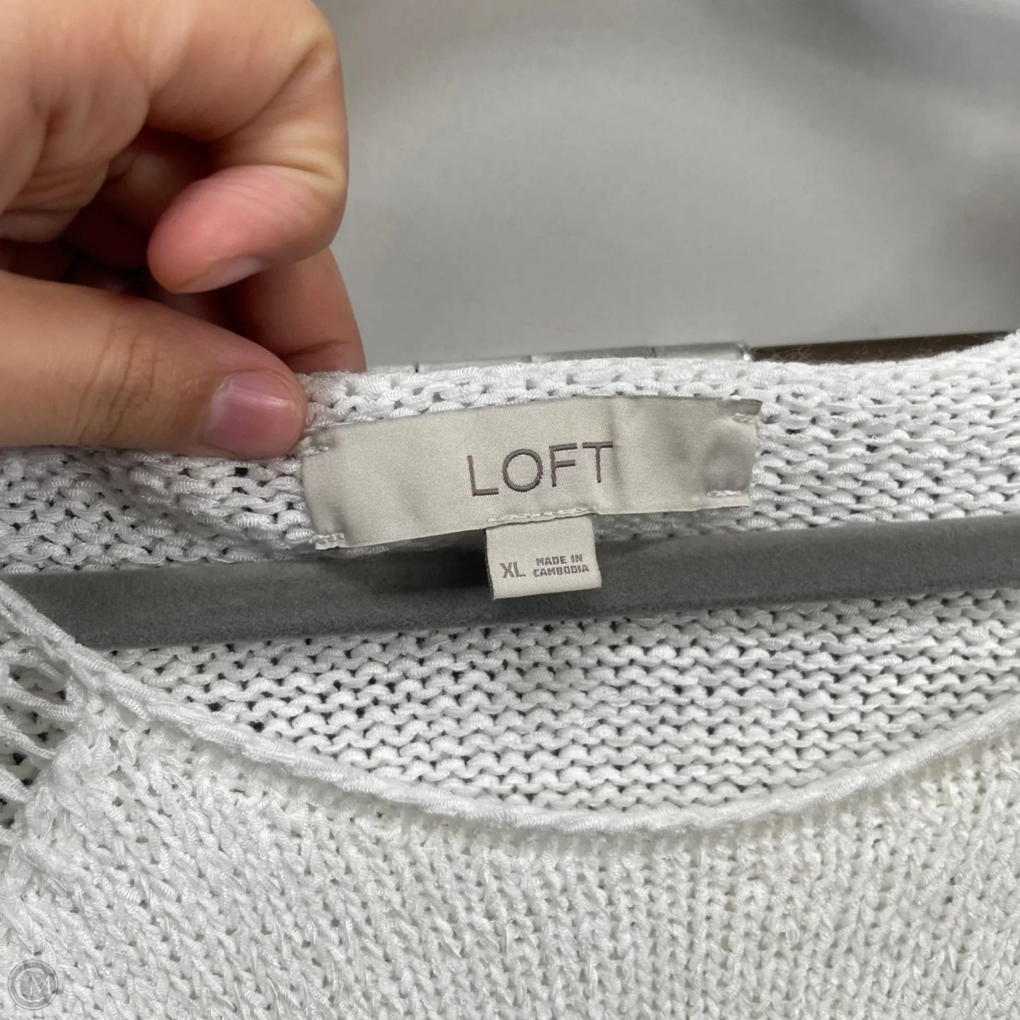 Sweater By Loft In Ivory, Size: Xl