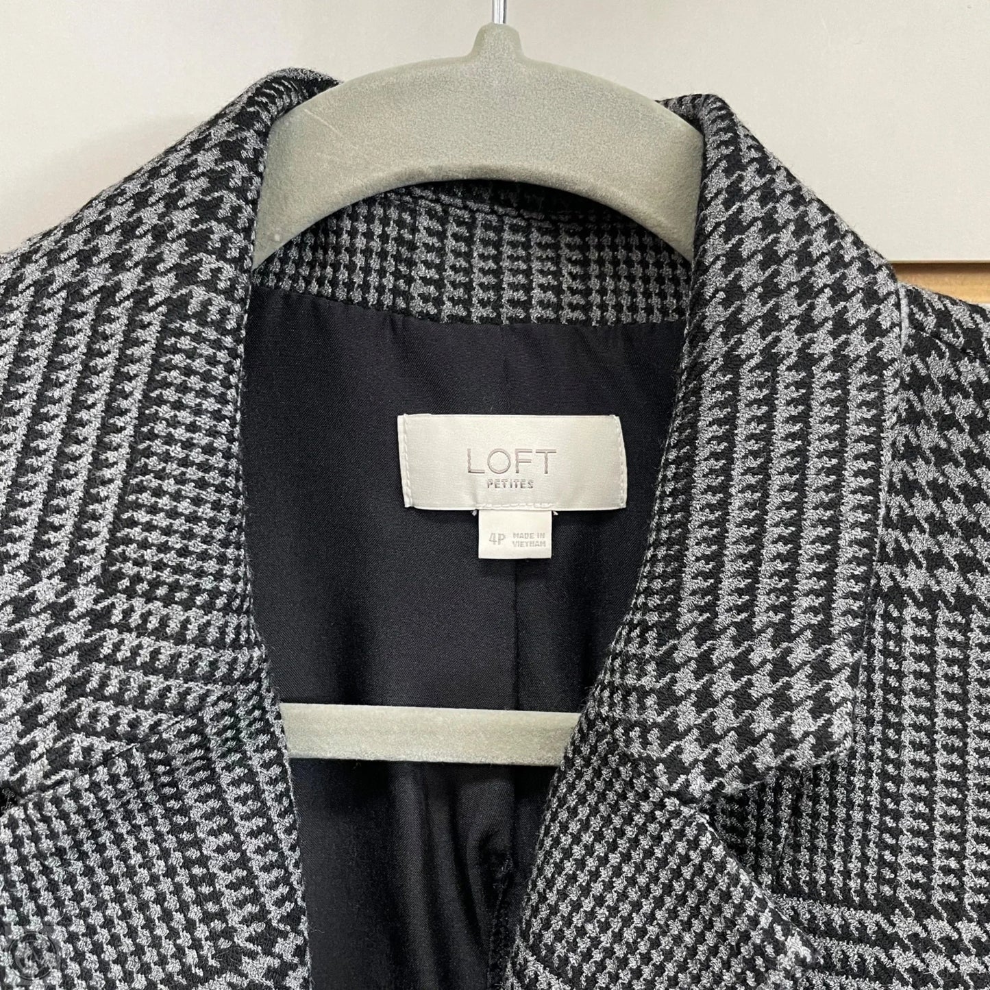 Blazer By Loft In Black & Grey, Size: 4p