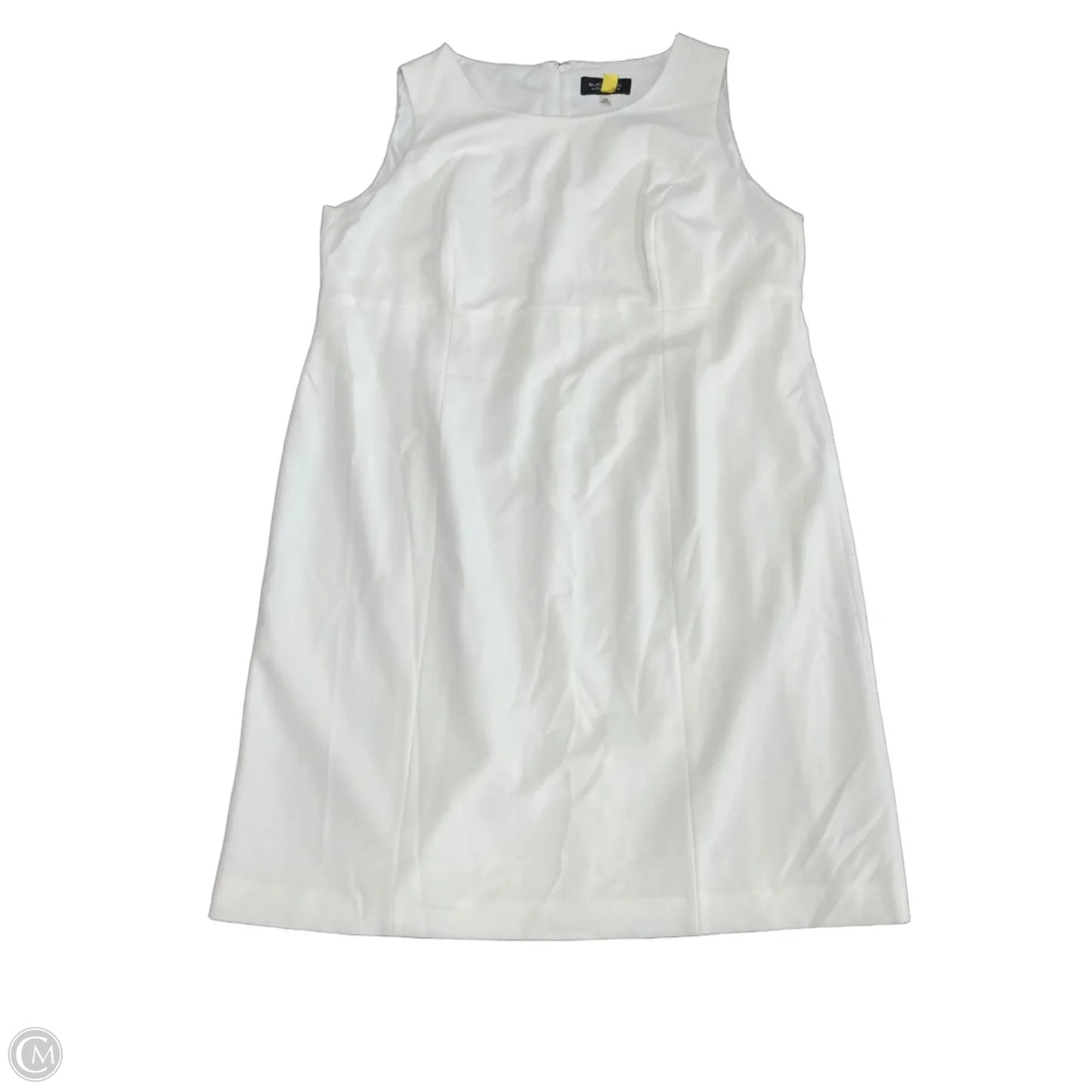 Dress Casual Short By Evan-picone In White, Size: 22