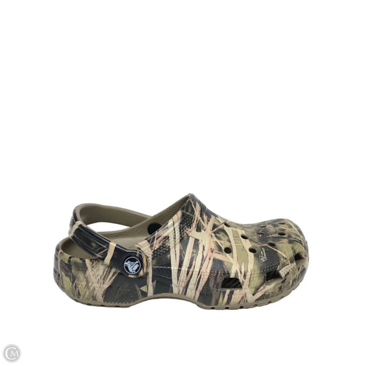 Sandals Sport By Crocs In Camouflage Print, Size: 7