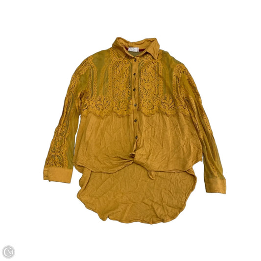 Top Long Sleeve By Altard State In Yellow, Size: M
