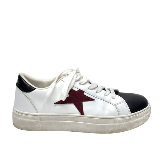 Shoes Sneakers By Clothes Mentor  Size: 9.5