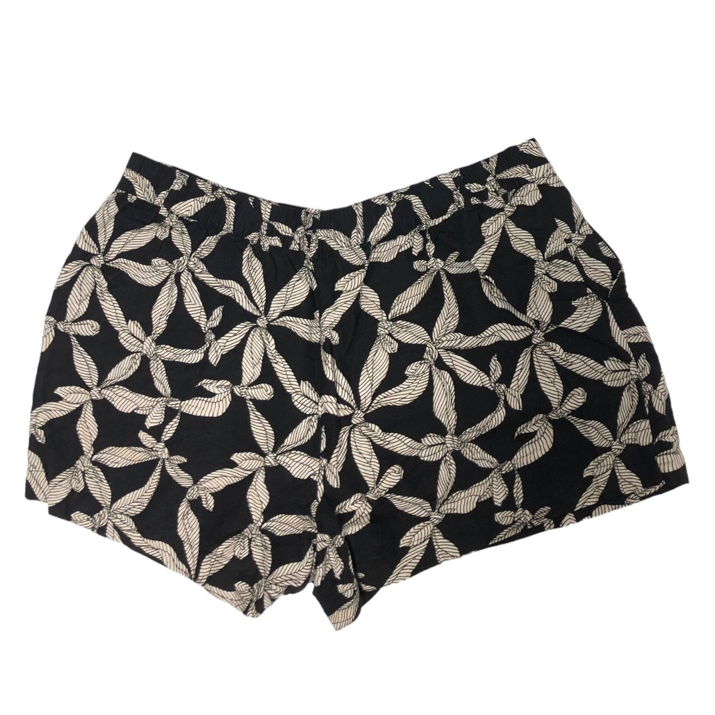 Black & Cream Shorts Loft, Size 18