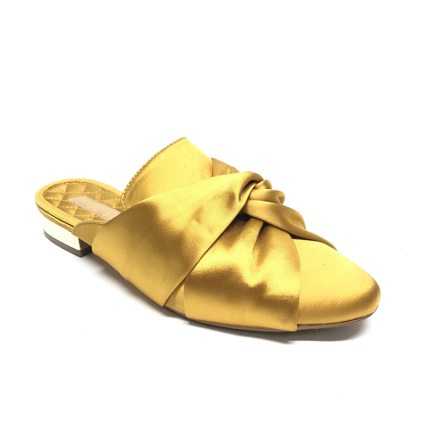 Yellow Shoes Flats Chicos, Size 7.5