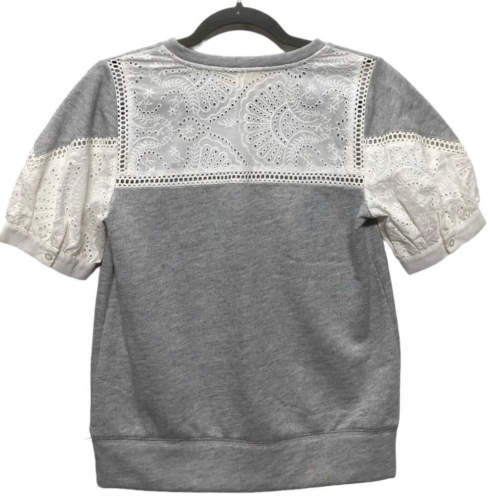 Grey & White Top Short Sleeve Clothes Mentor, Size S