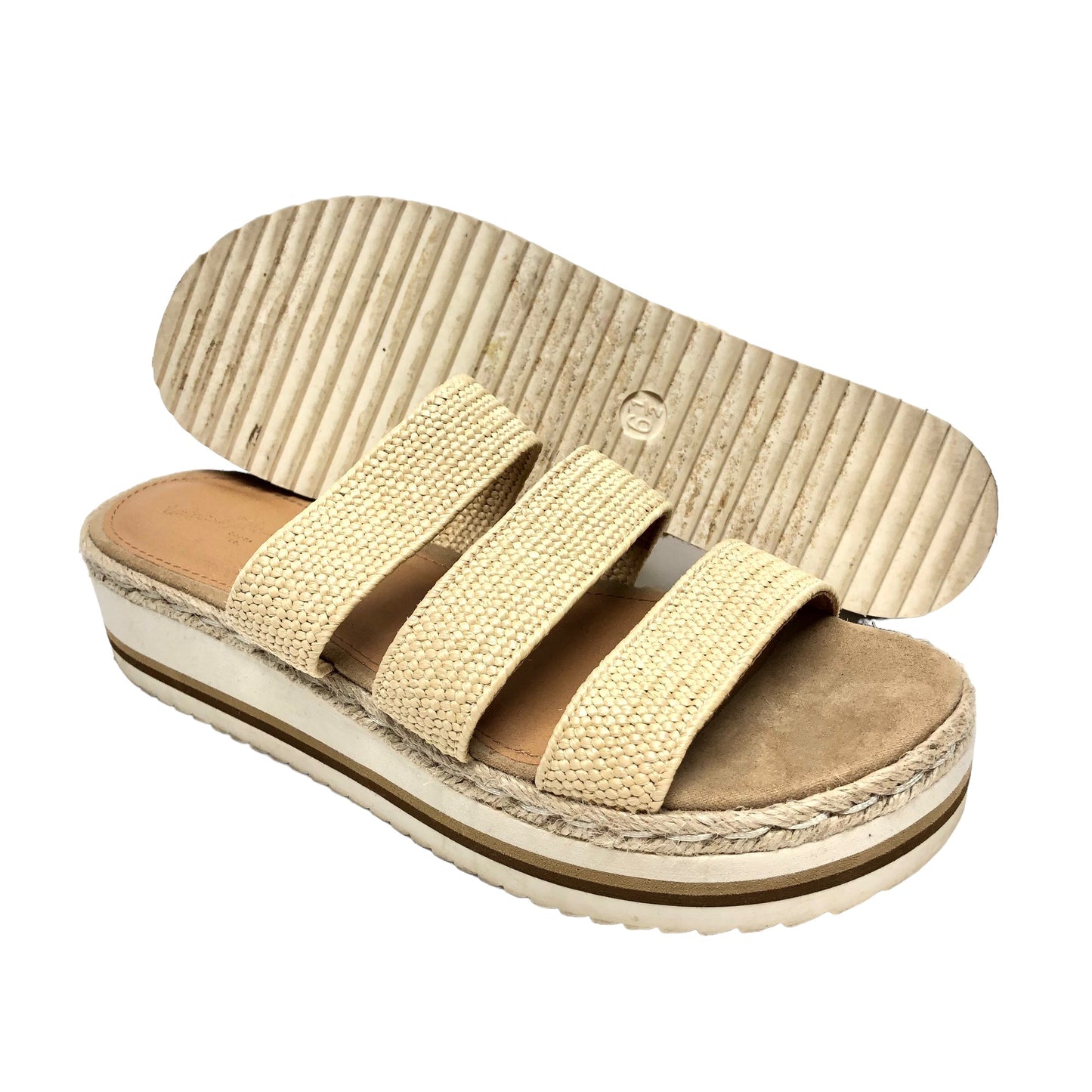 Sandals Flats By Universal Thread In Cream, Size: 6.5