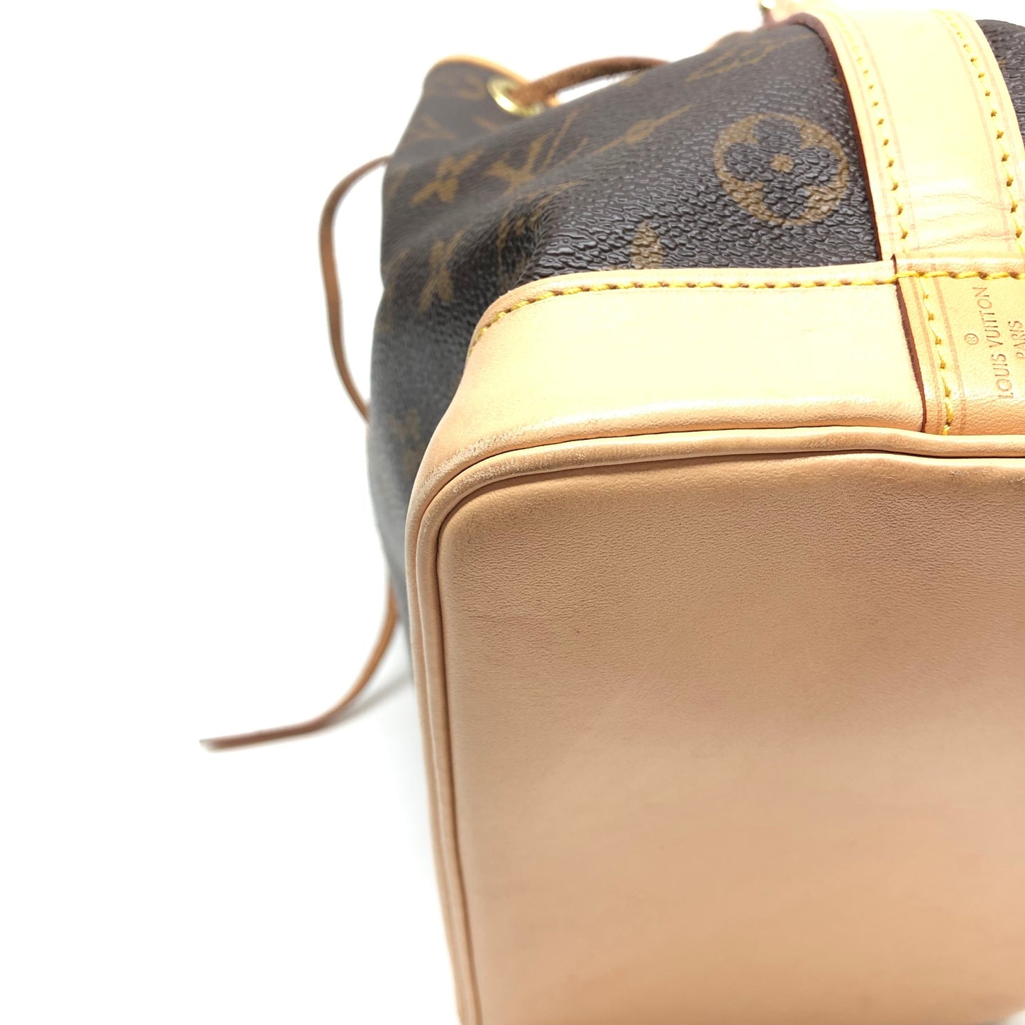 Crossbody Luxury Designer By Louis Vuitton, Size: Small