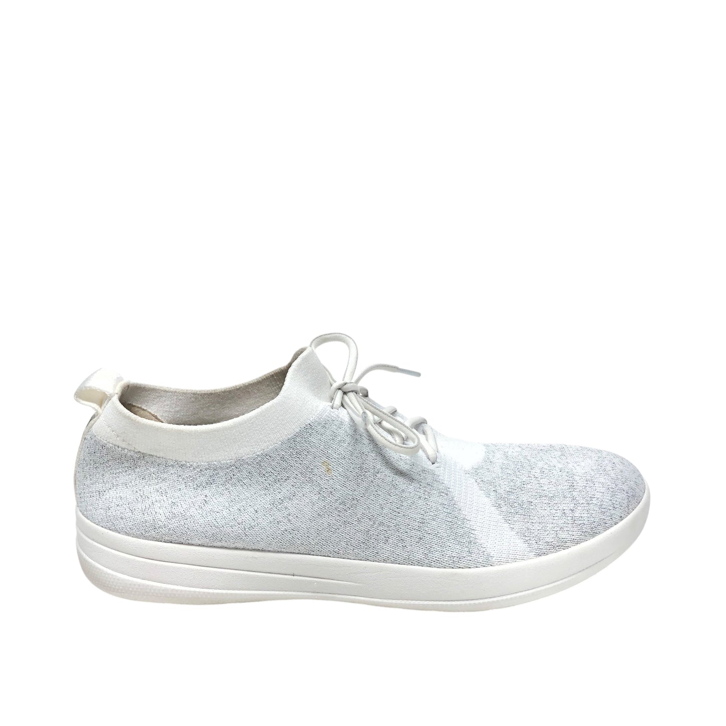 Shoes Sneakers By Fitflop In Silver & White, Size: 10