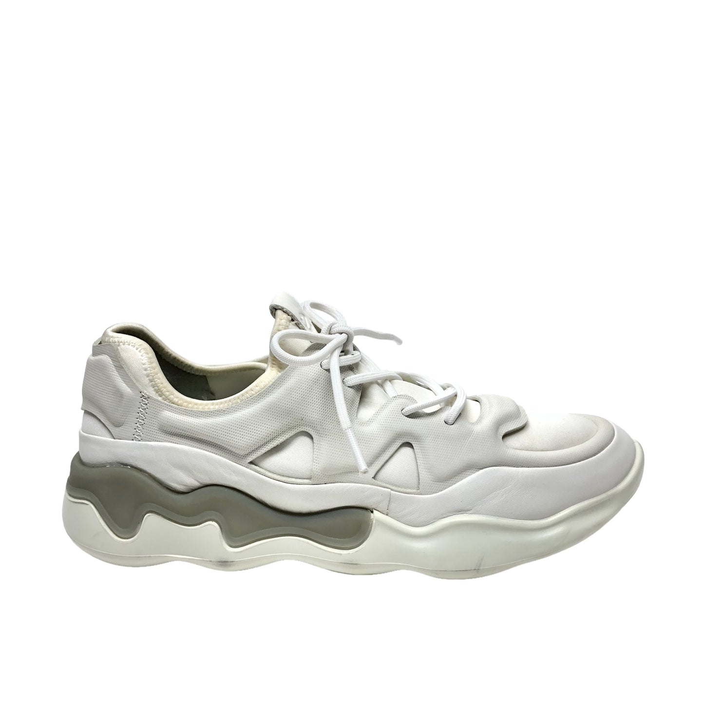 Cream Shoes Athletic Ecco, Size 10