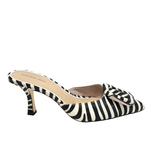 Zebra Print Shoes Heels Kitten Gianni Bini, Size 8
