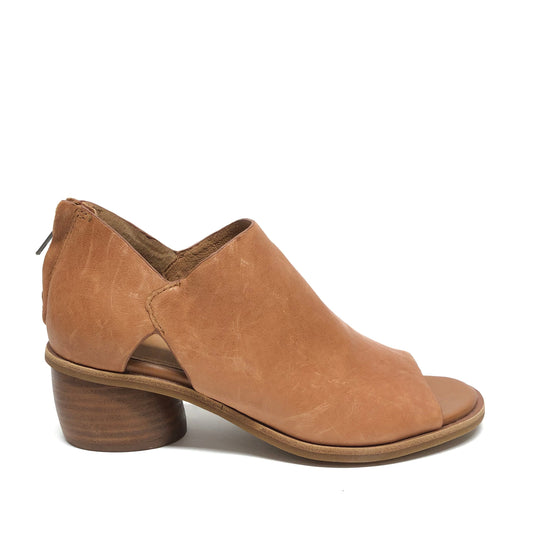 Shoes Heels Block By Sofft In Tan, Size: 9