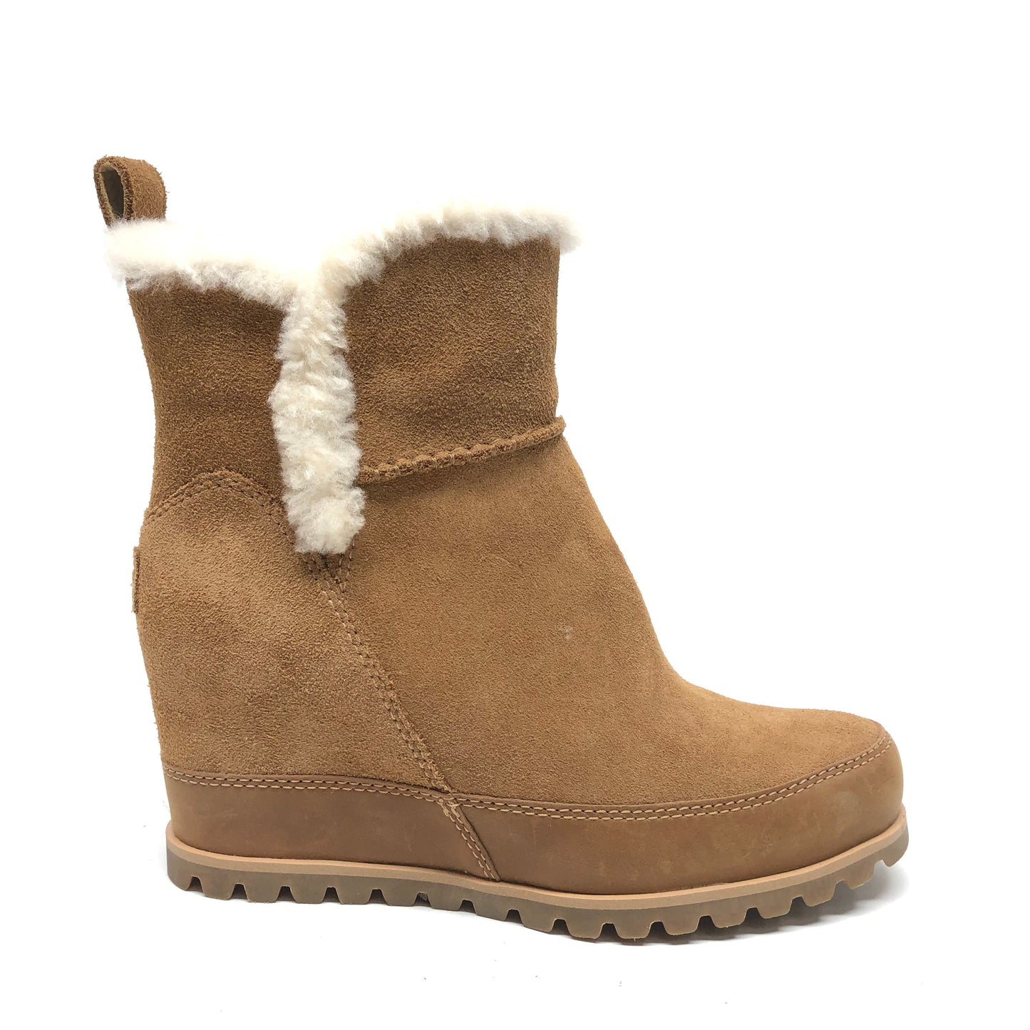 Boots Designer By Ugg In Tan, Size: 8