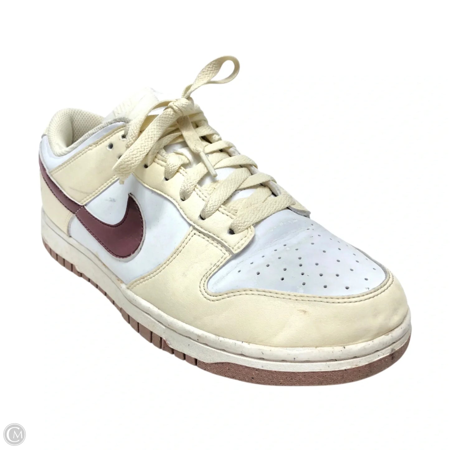 Shoes Sneakers By Nike In Cream & White, Size: 9.5