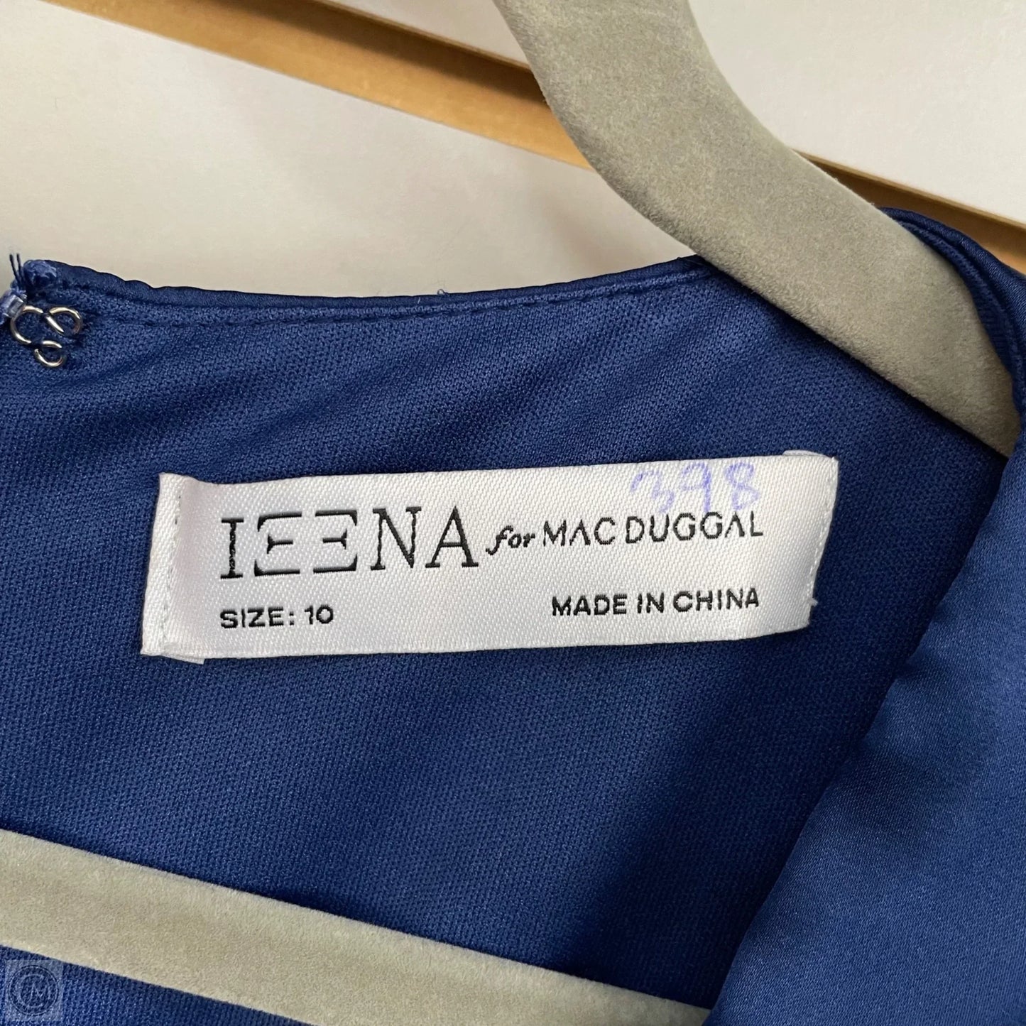 Dress Party Long By Mac Duggal In Navy, Size: 10