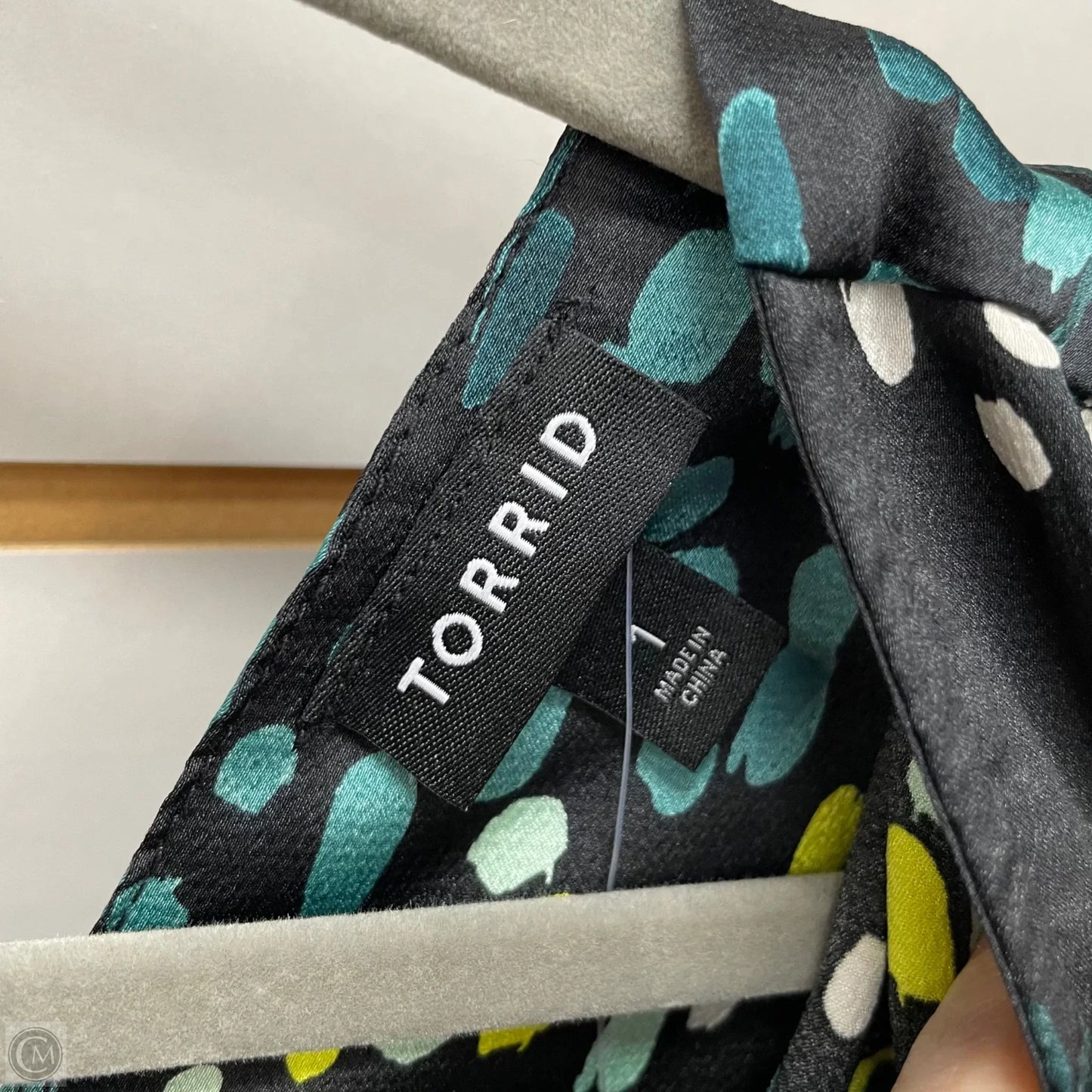 Blouse Long Sleeve By Torrid In Black & Green, Size: 1x