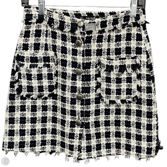 Skirt Mini & Short By Zara Basic In Plaid Pattern, Size: M
