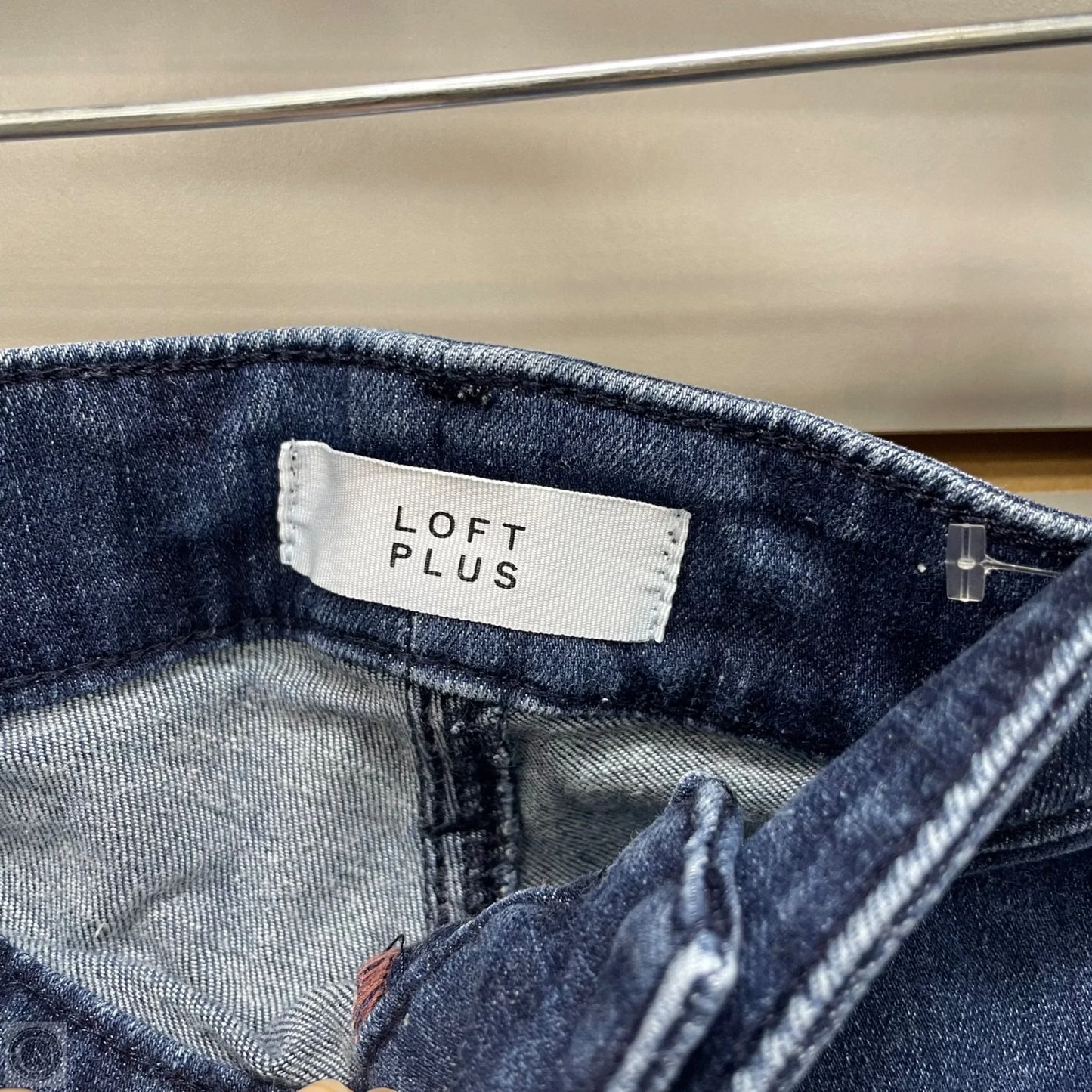 Jeans Skinny By Loft In Blue Denim, Size: 18