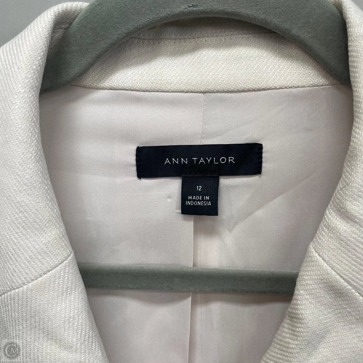 Blazer By Ann Taylor In Beige, Size: 12