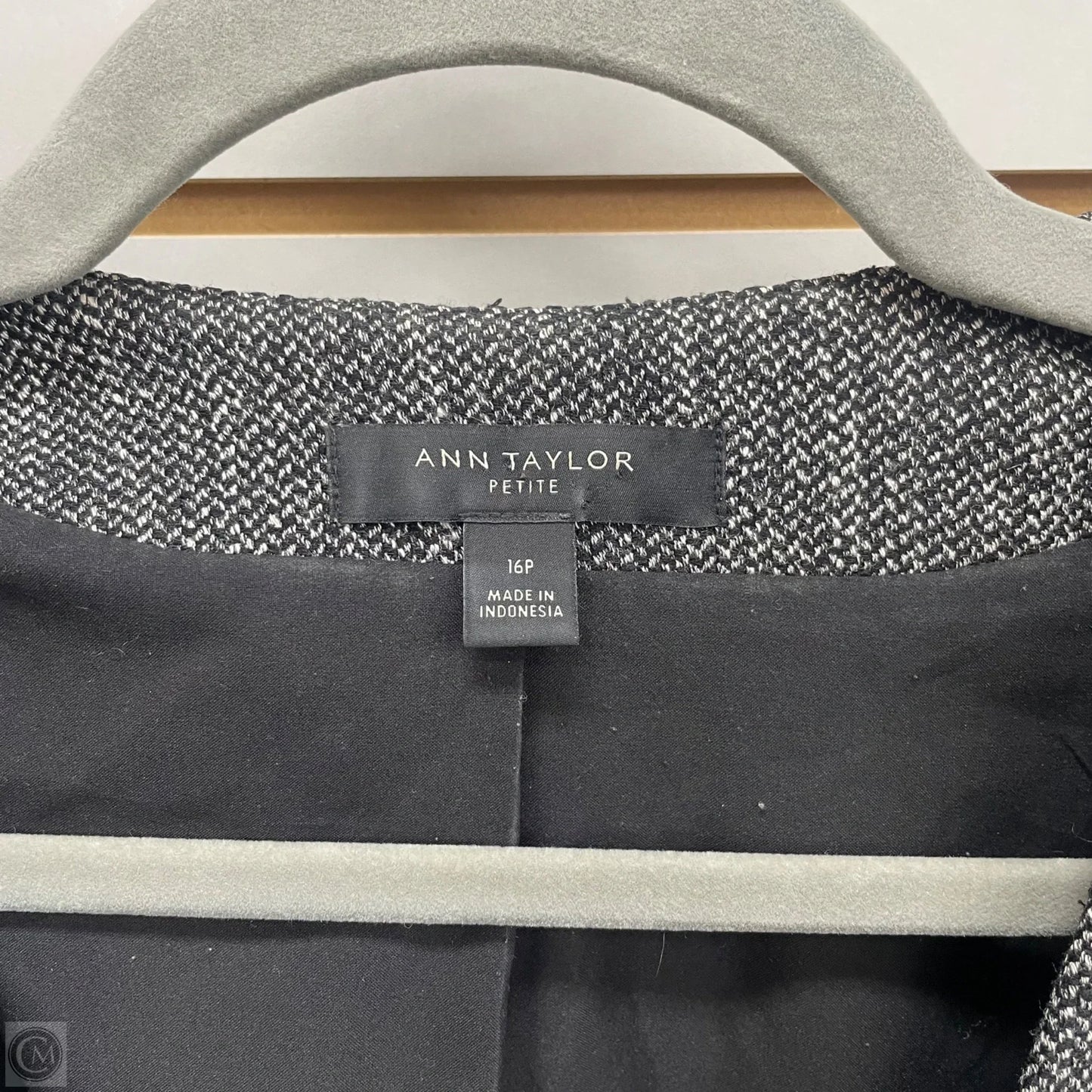 Blazer By Ann Taylor In Black, Size: 16